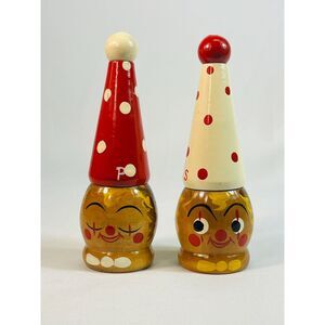 Ucagco Salty & Peppy Clown Salt & Pepper Shakers Wood Japan Hats